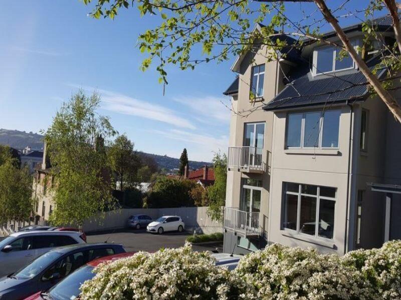 Bluestone On George Motel 5*